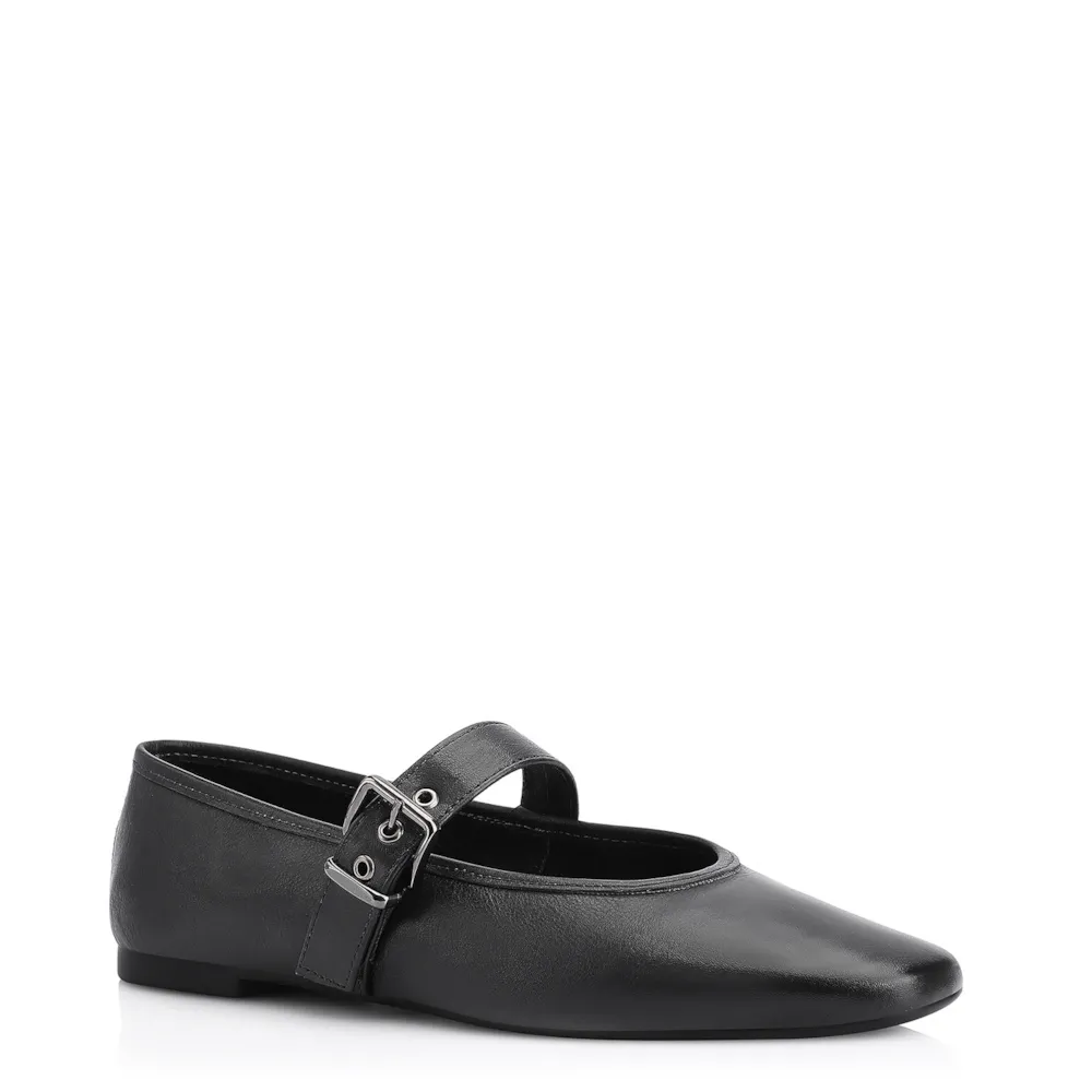 Sapatilha Fivela Couro Preto