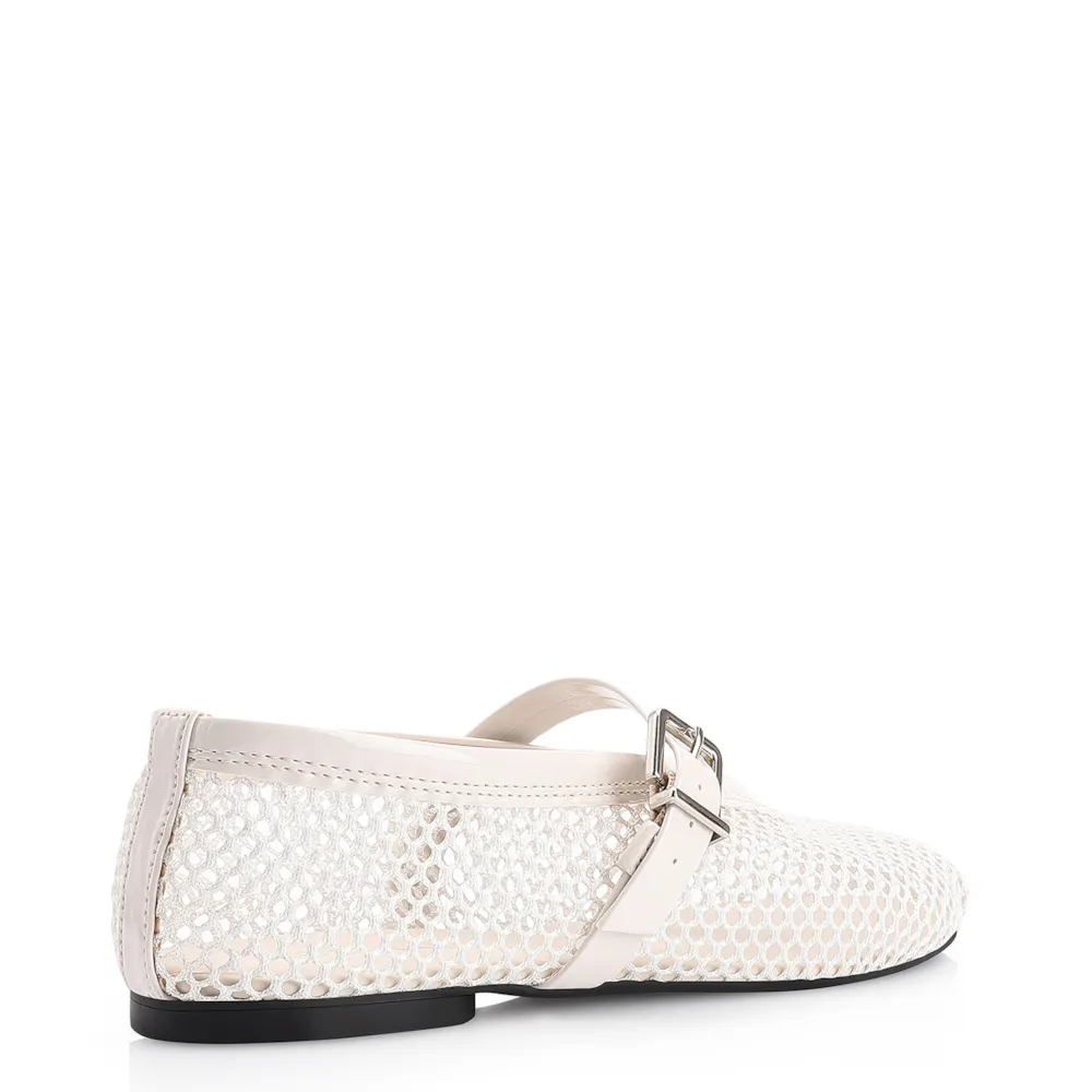 Sapatilha Fivela Tela/Verniz Off White - imagem 3