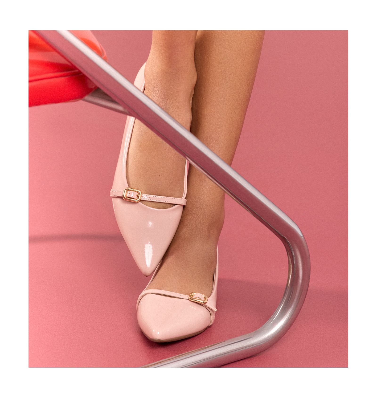 Sapatilha Fivela Verniz Rosa