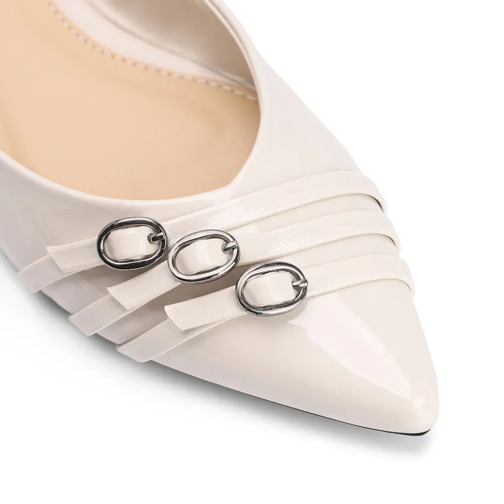 Sapatilha Fivelas Verniz Off White - imagem 7