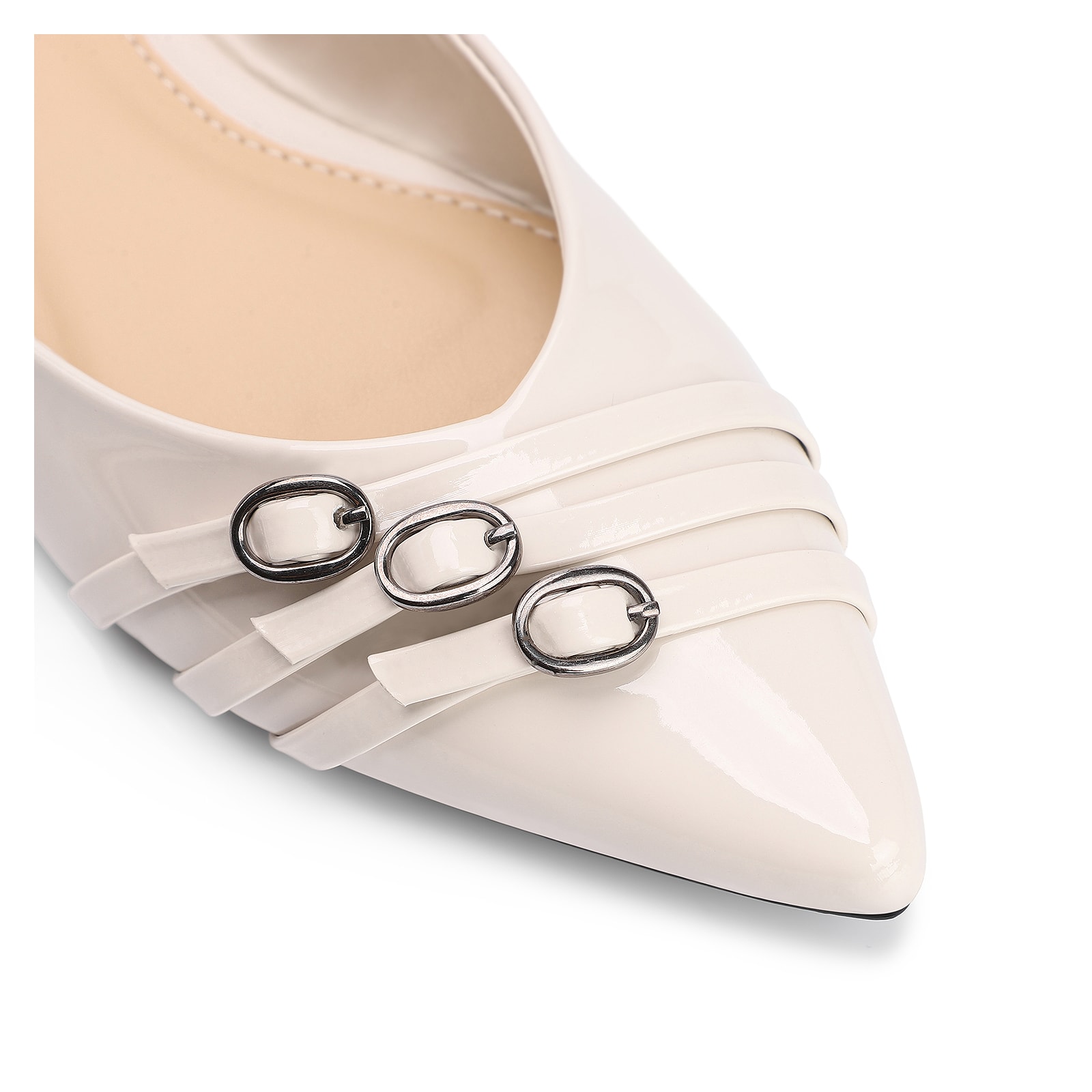 Sapatilha Fivelas Verniz Off White
