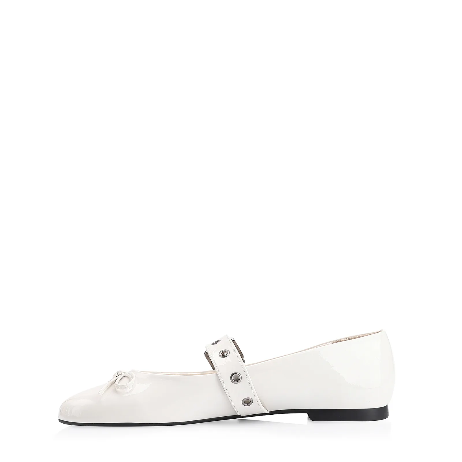 Sapatilha Ilhós Verniz Off White