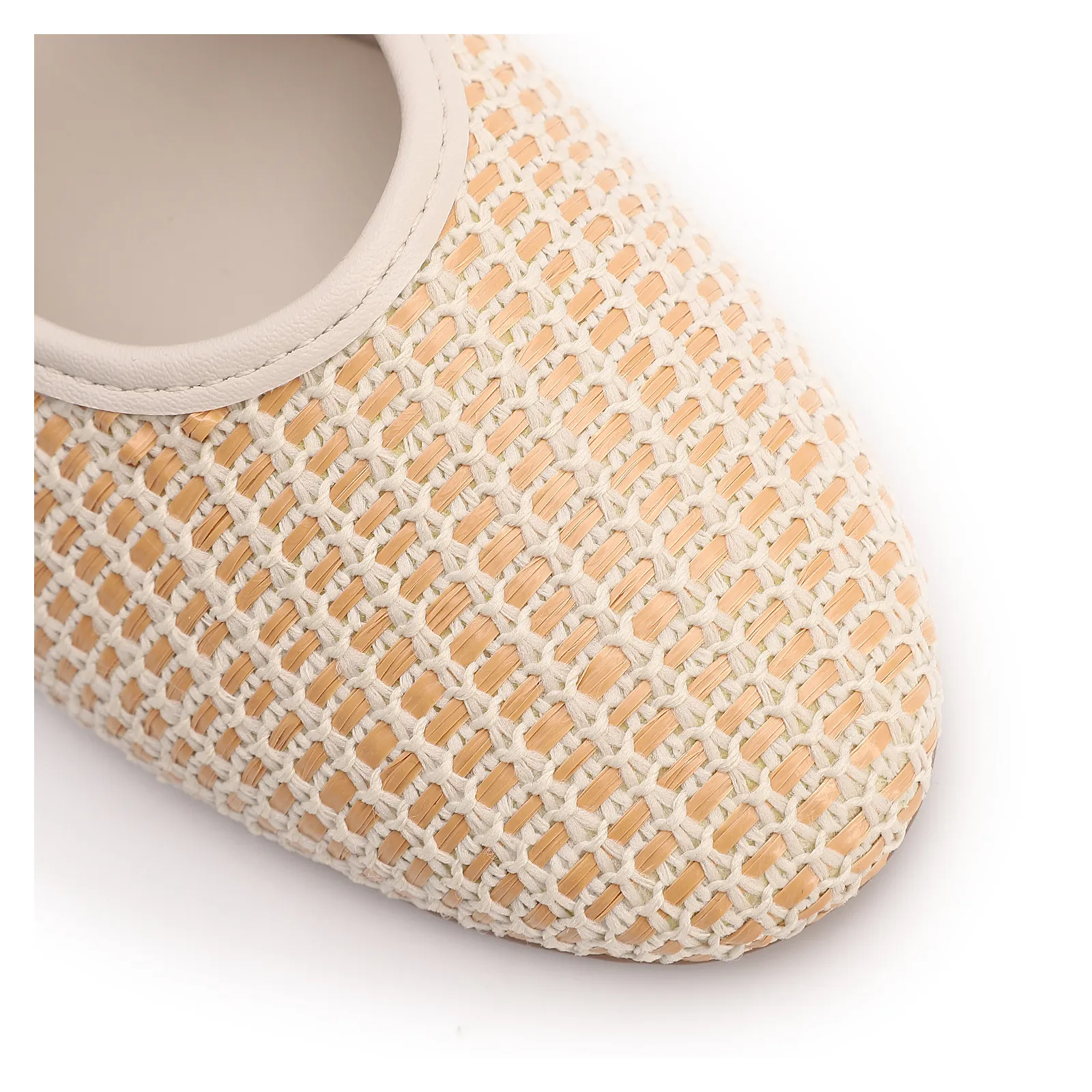 Sapatilha Off White Alt Ráfia Tramada Fivela Dourada