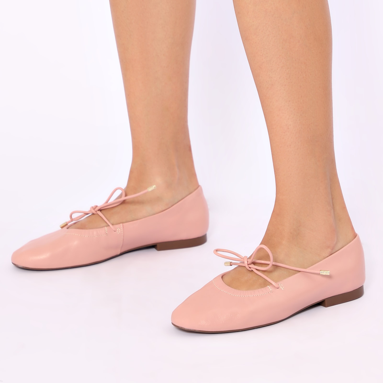 Sapatilha Rosa Couro Elástico