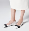 Sapatilha Verniz Off White - imagem 2