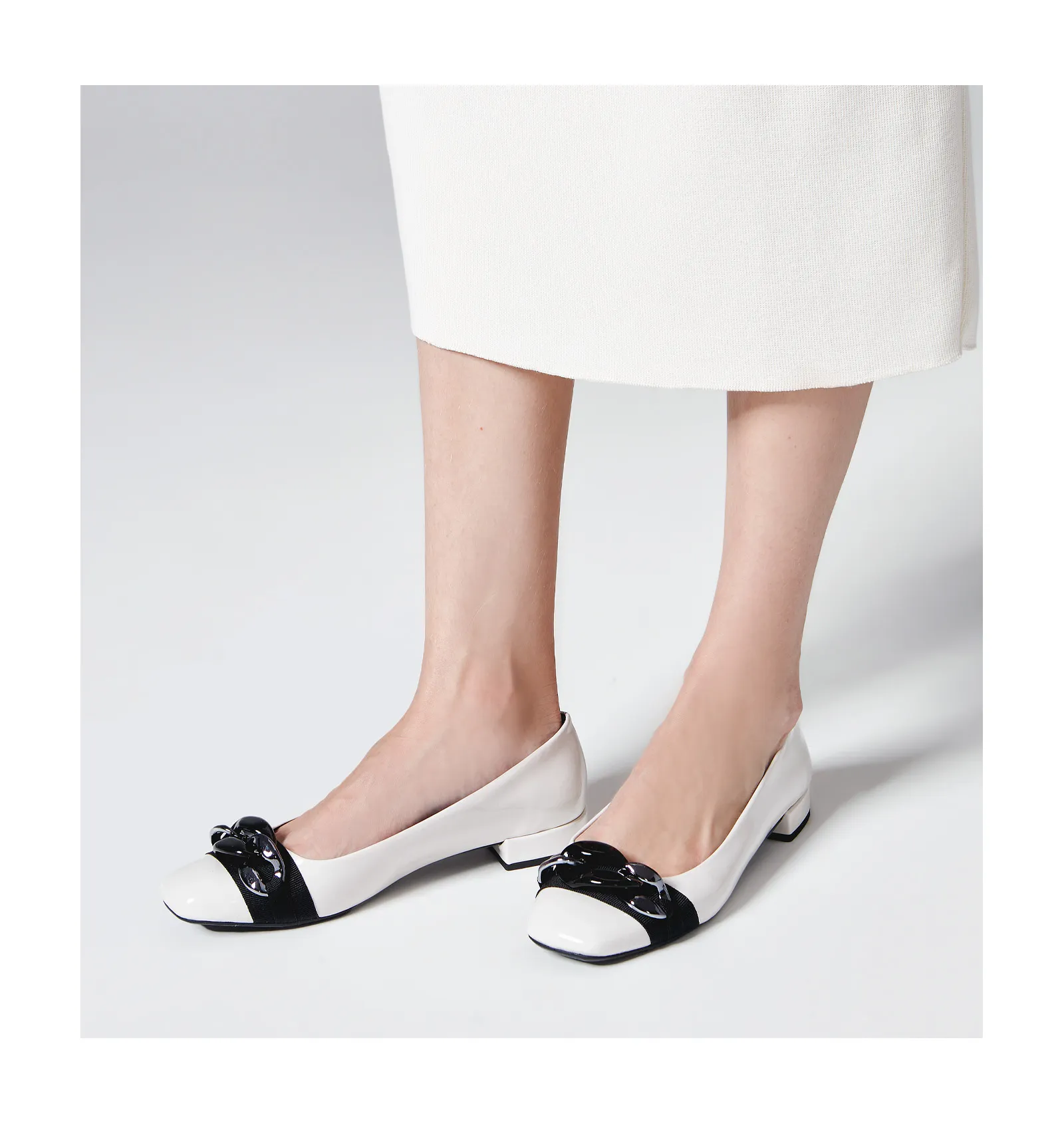 Sapatilha Verniz Off White