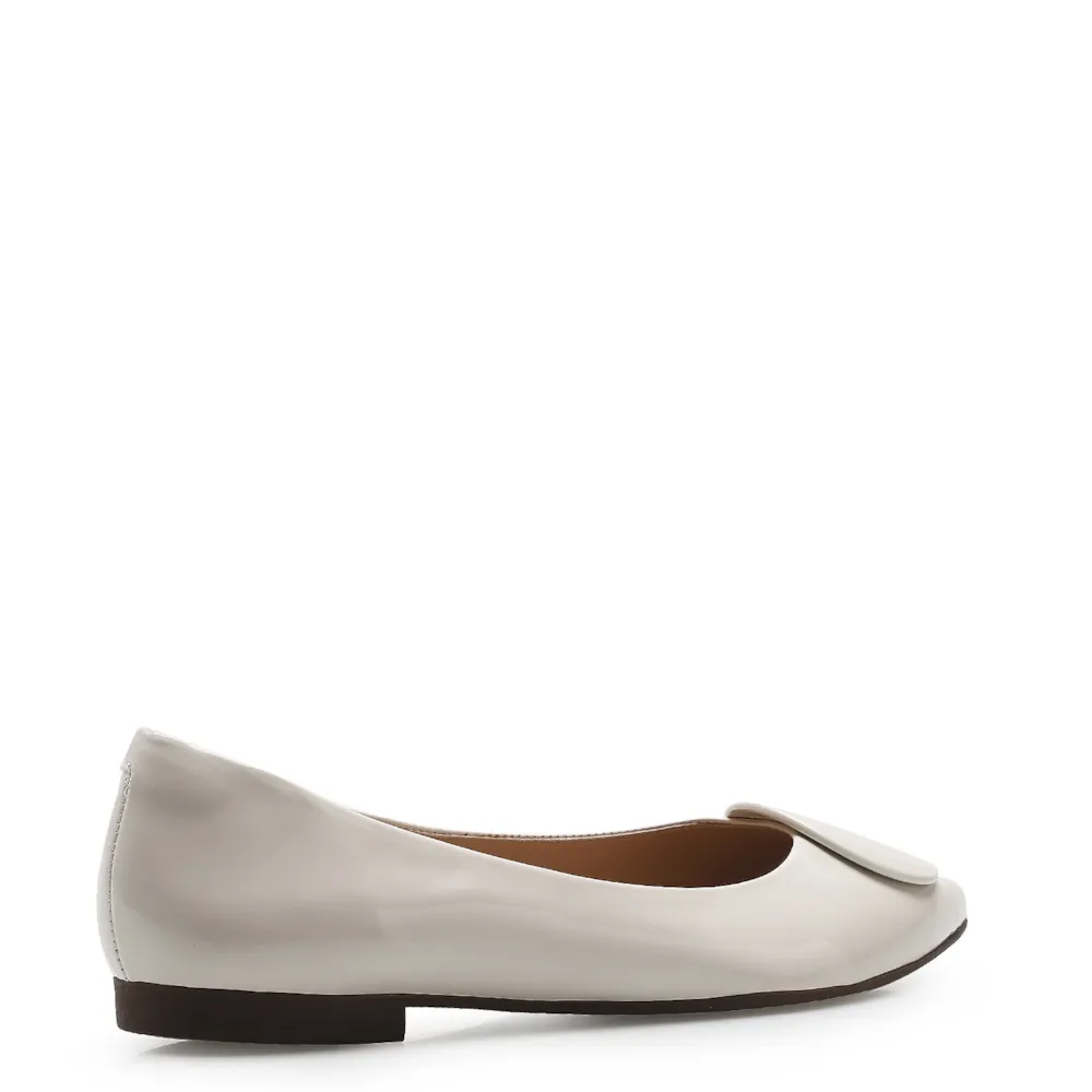 Sapatilha Verniz Off White - imagem 3