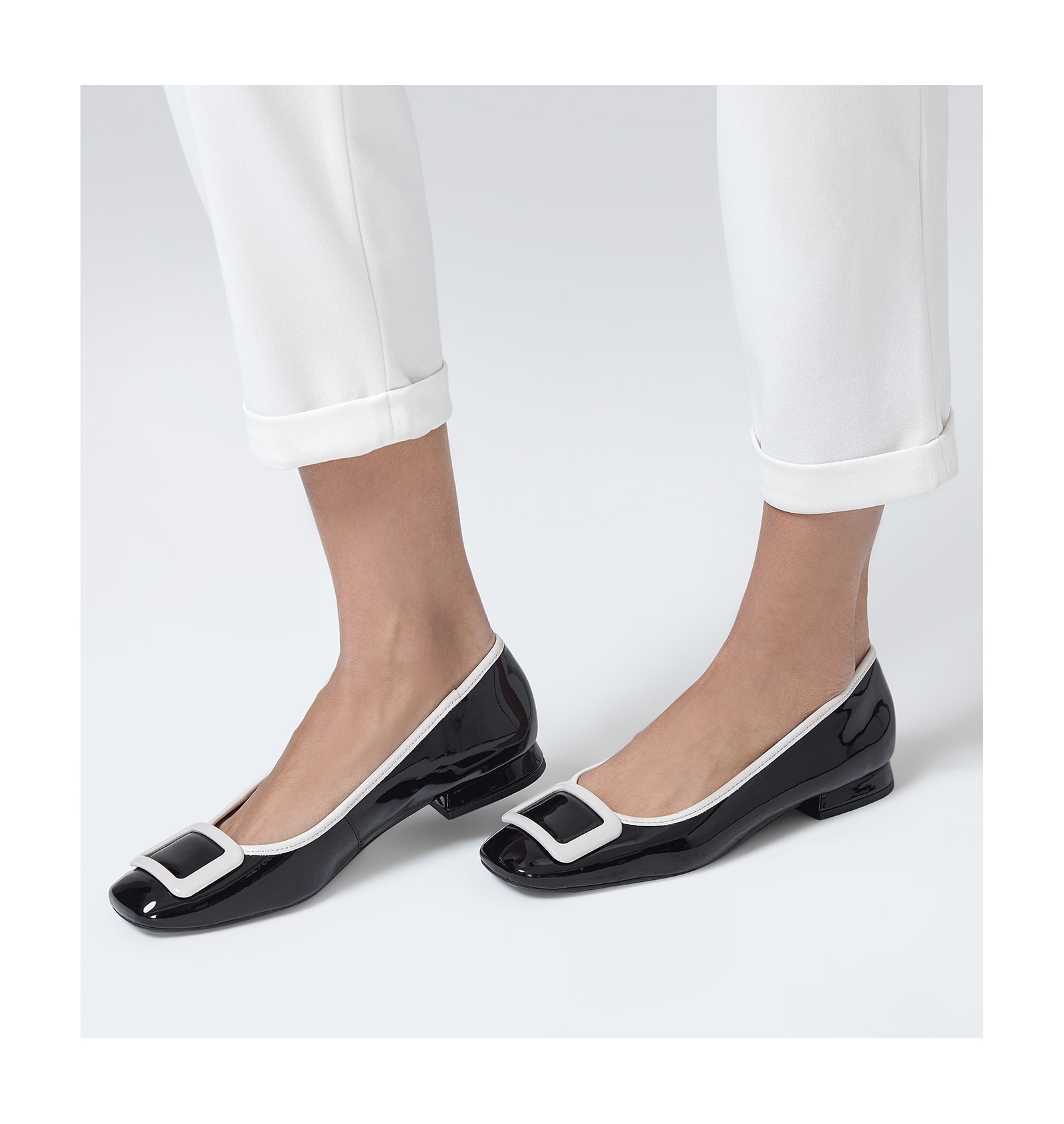 Sapatilha Verniz Preto/Branco