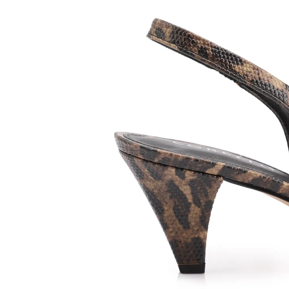 Scarpin Alt Bege/Preto - imagem 7