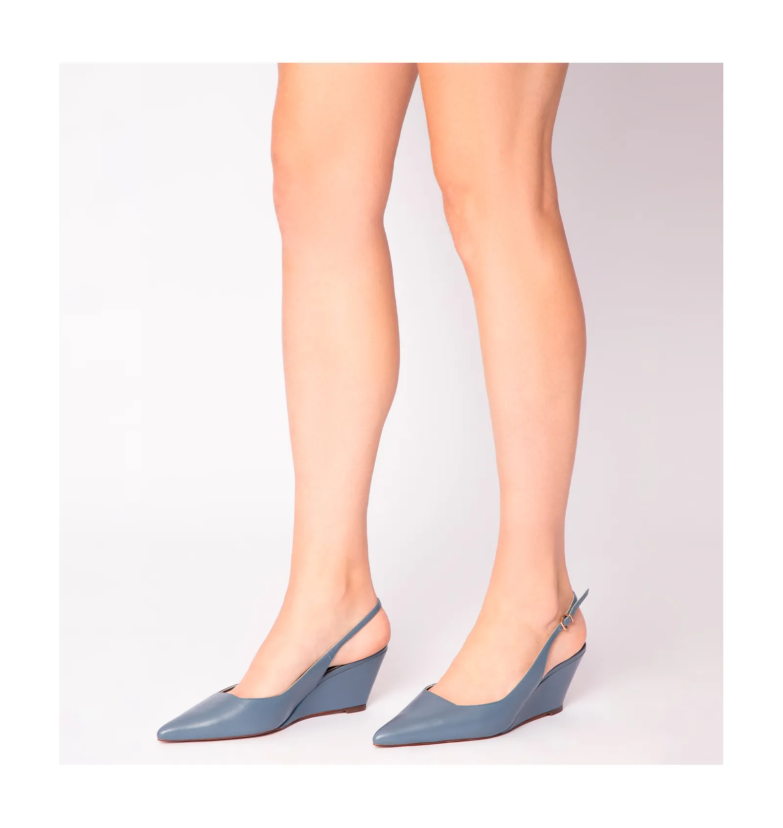 Scarpin Anabela Couro Azul