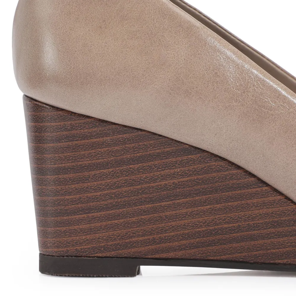 Scarpin Anabela Couro Bege - imagem 7