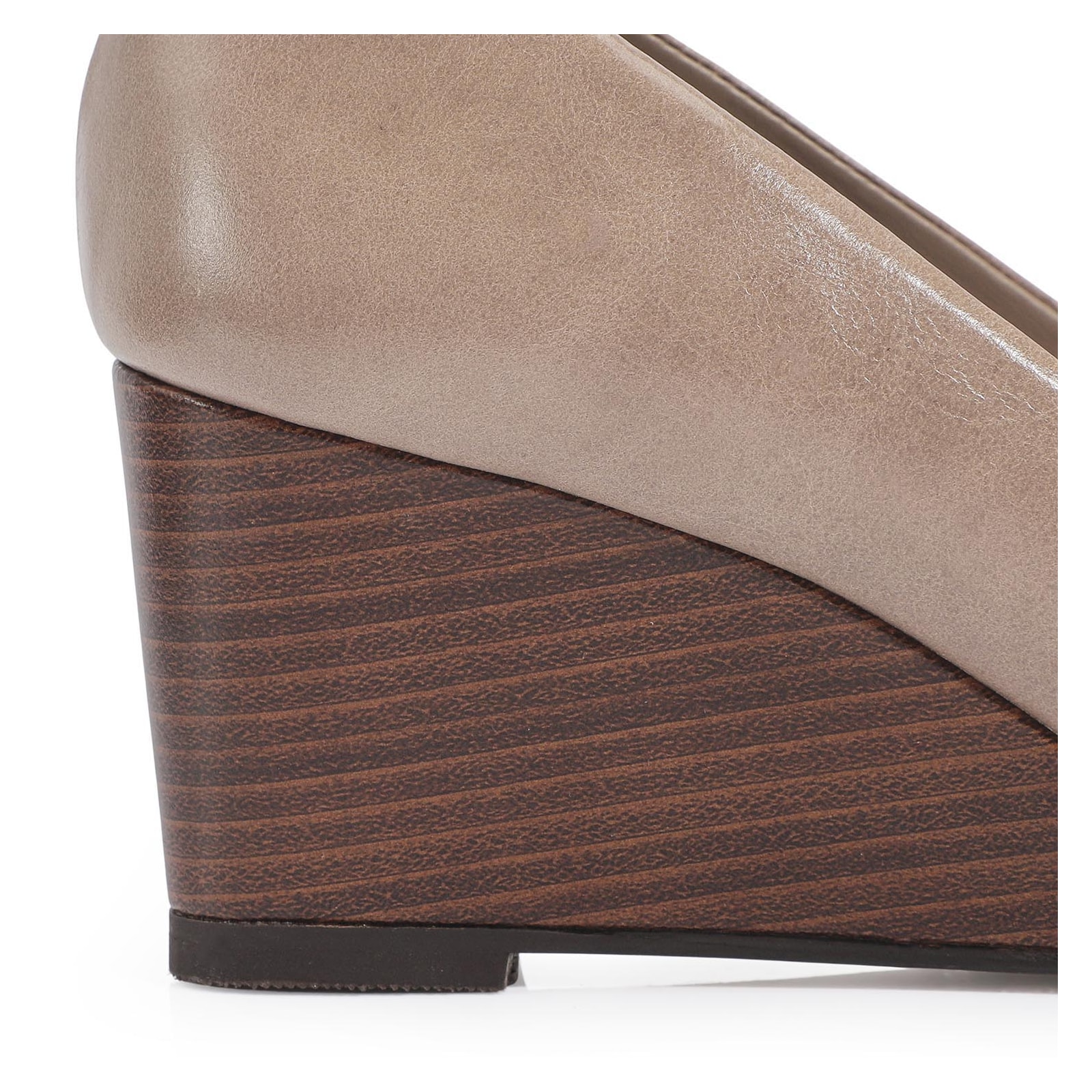Scarpin Anabela Couro Bege