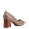 Scarpin Argola Couro Bege Rebites - imagem 3