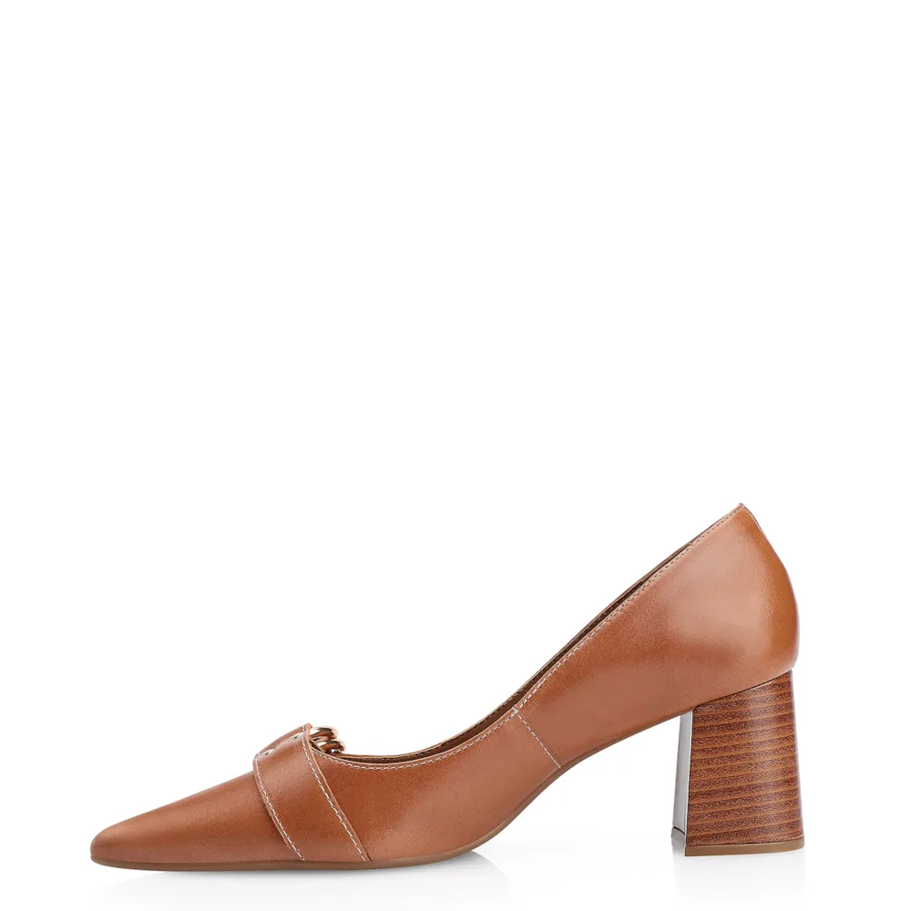 Scarpin Argola Couro Marrom Rebites - imagem 4