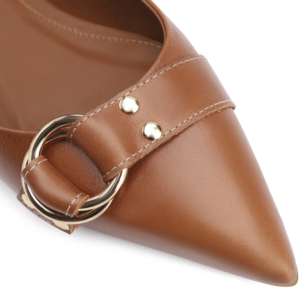 Scarpin Argola Couro Marrom Rebites - imagem 6