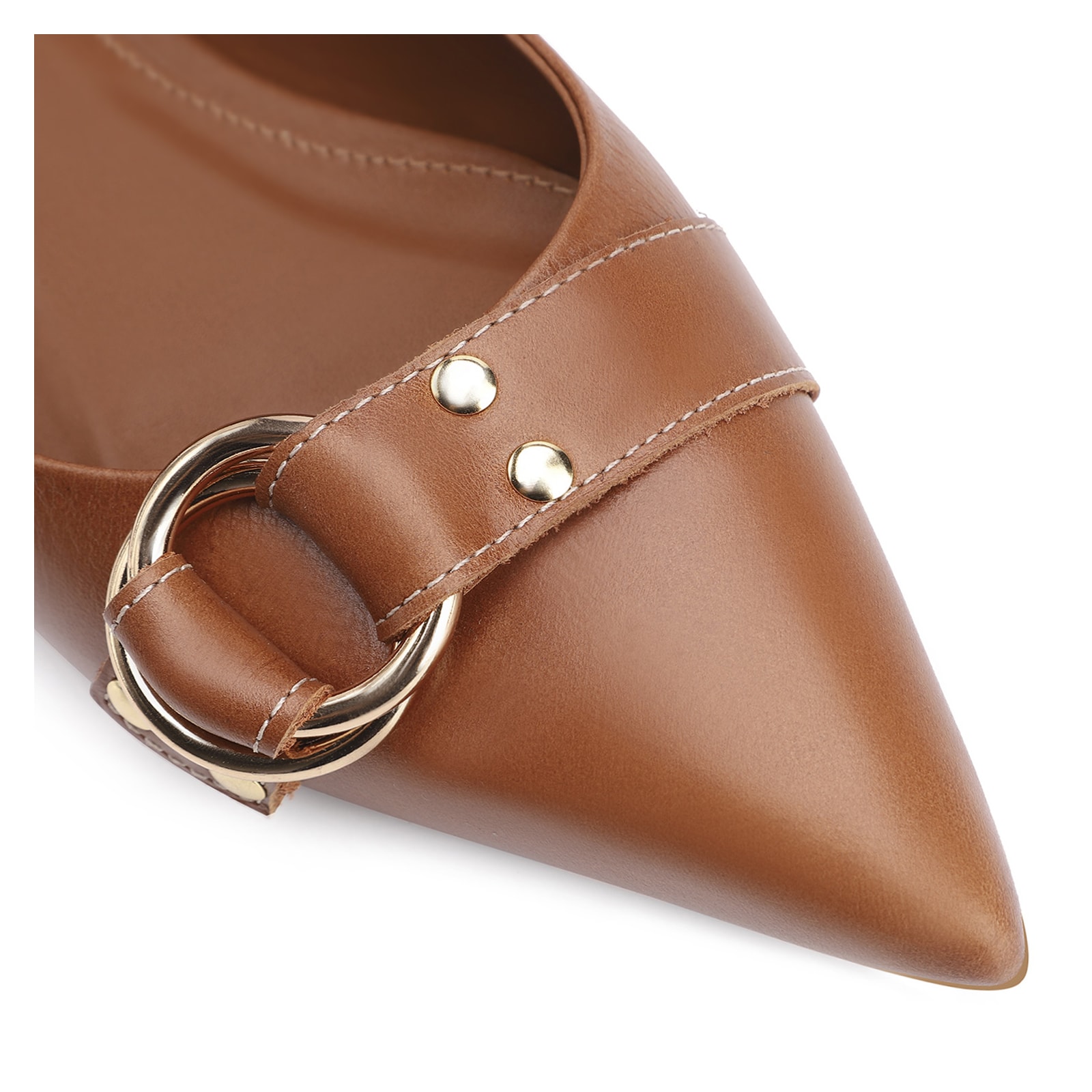 Scarpin Argola Couro Marrom Rebites