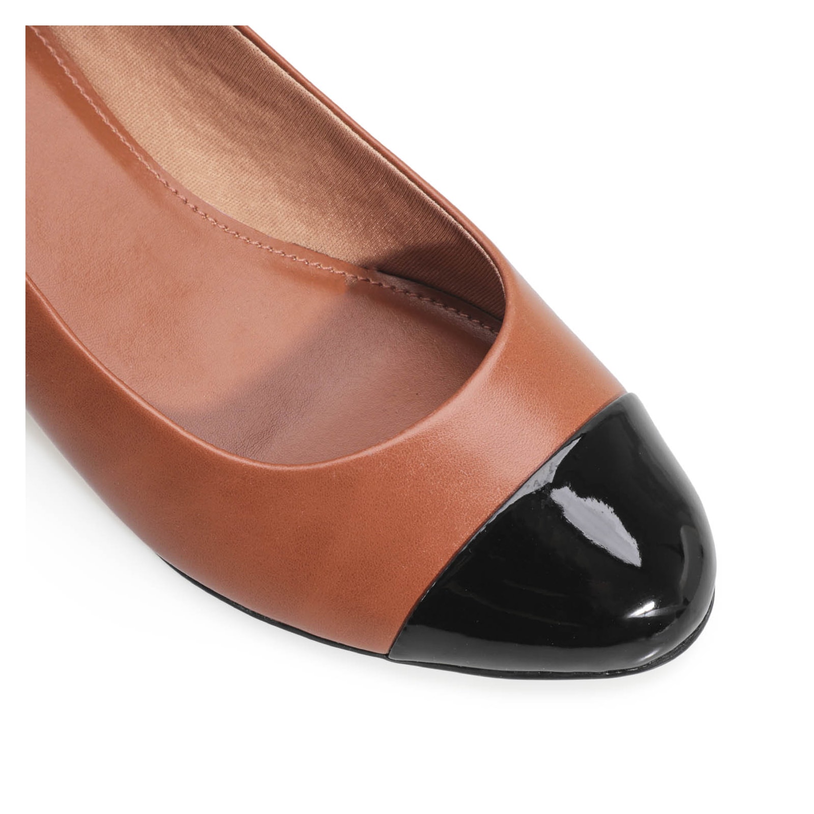 Scarpin Basic Alt Caramelo/Verniz Preto