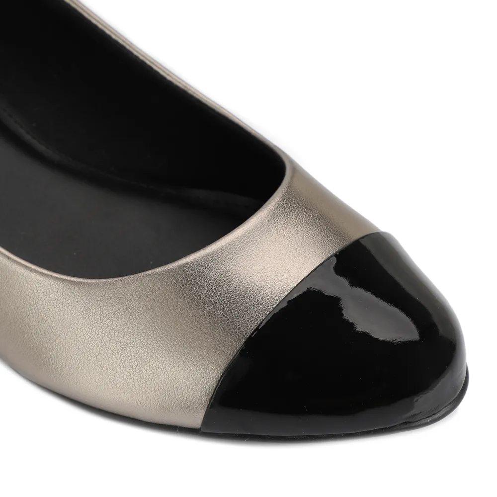 Scarpin Basic Alt Prata/Verniz Preto - imagem 6