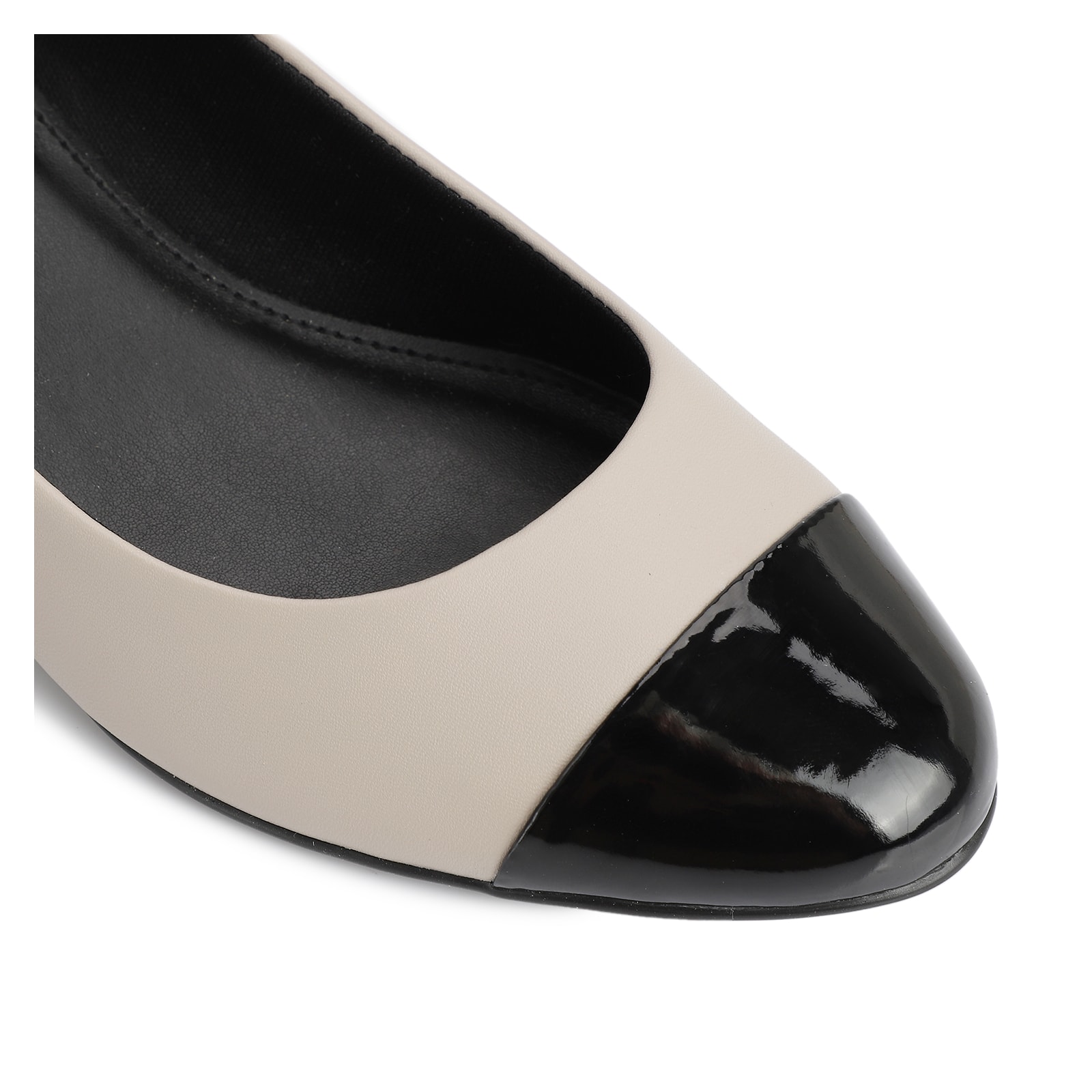 Scarpin Basic Bege/Verniz Preto