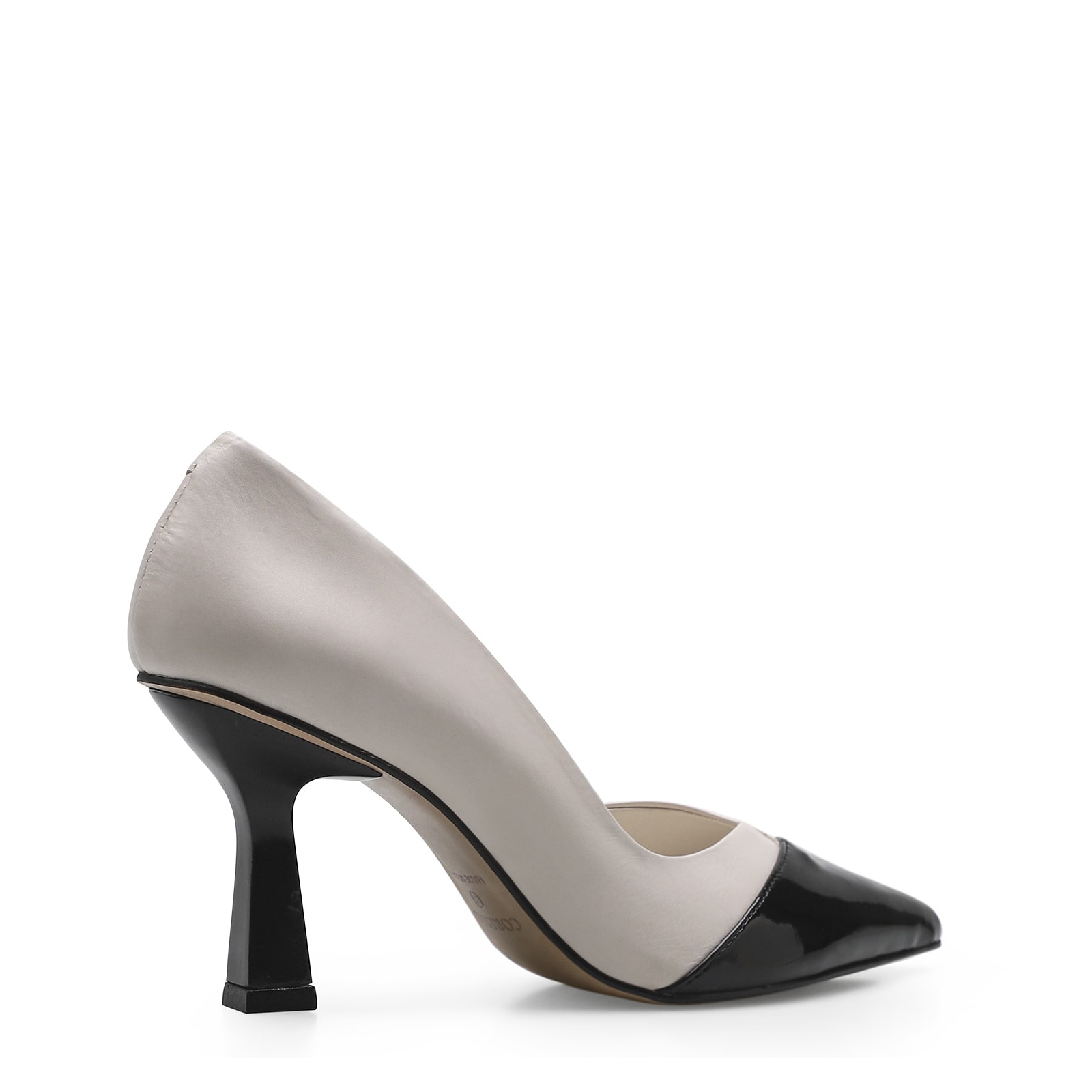 Scarpin Cecília Couro Off White/Verniz Preto