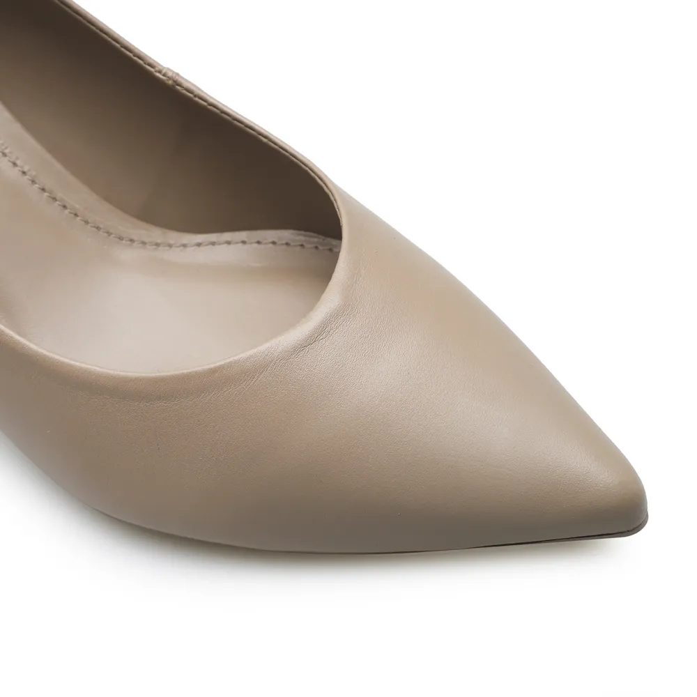 Scarpin Classic Couro Bege - imagem 6