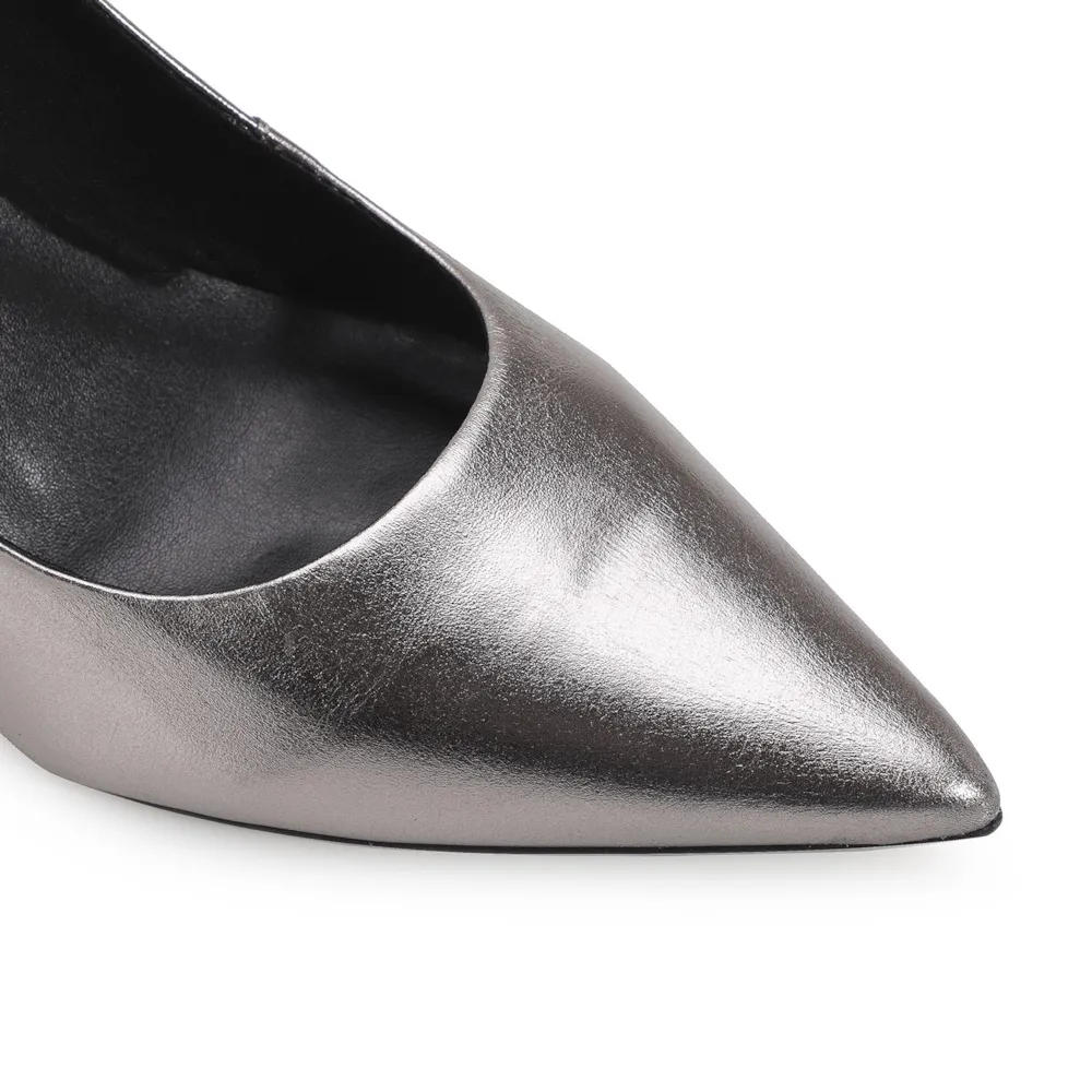 Scarpin Classic Couro Prata - imagem 6