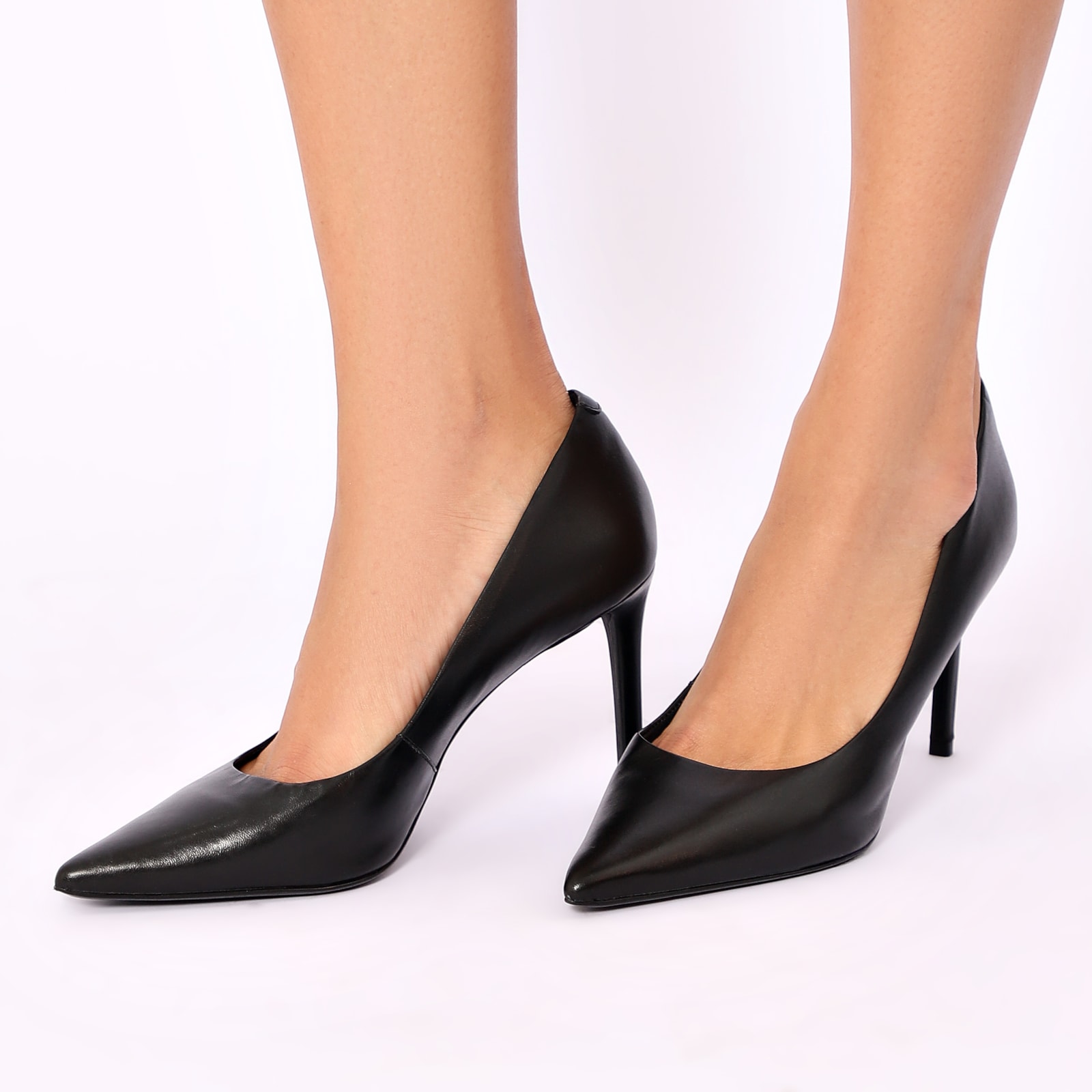 Scarpin Classic Couro Preto