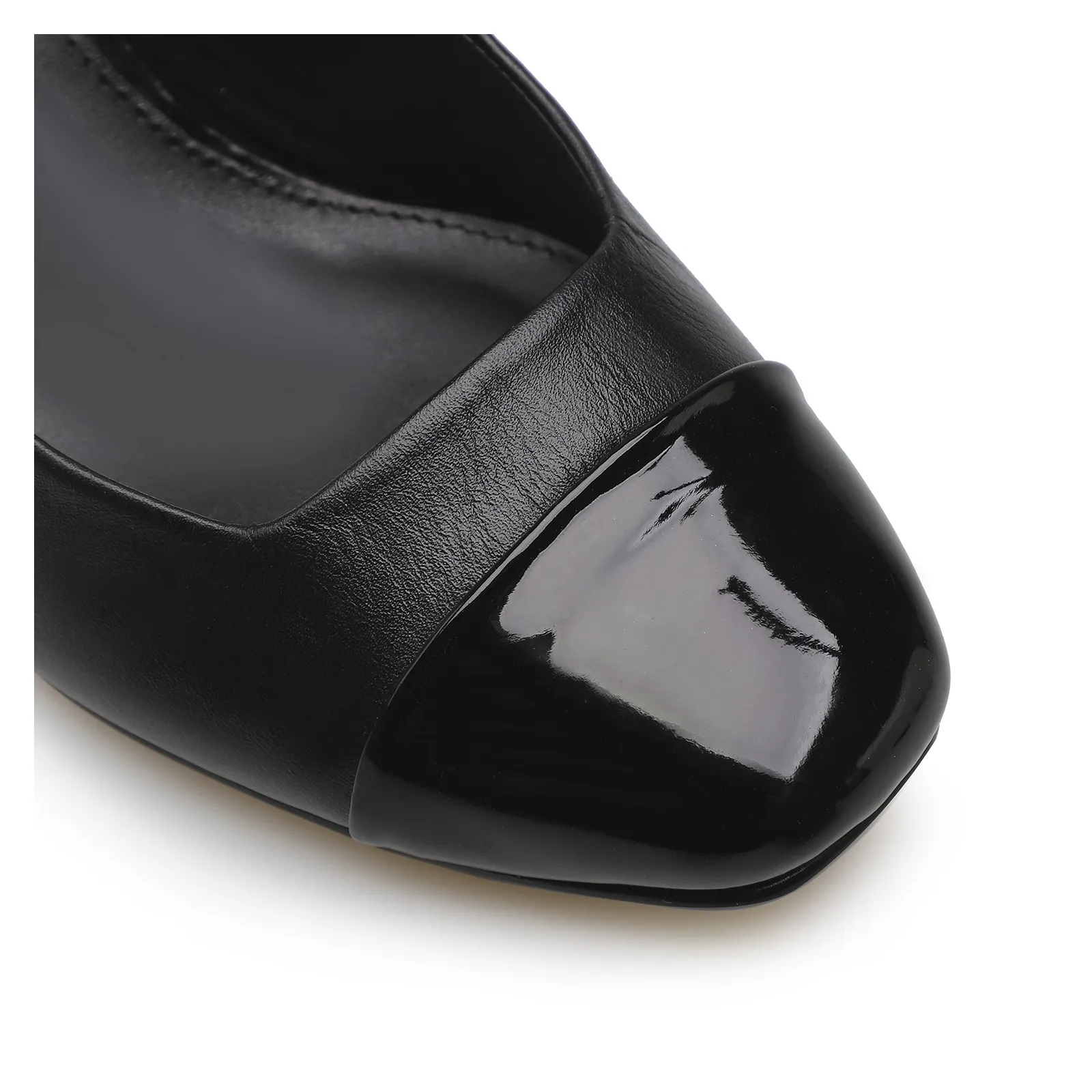 Scarpin Classic Couro Preto