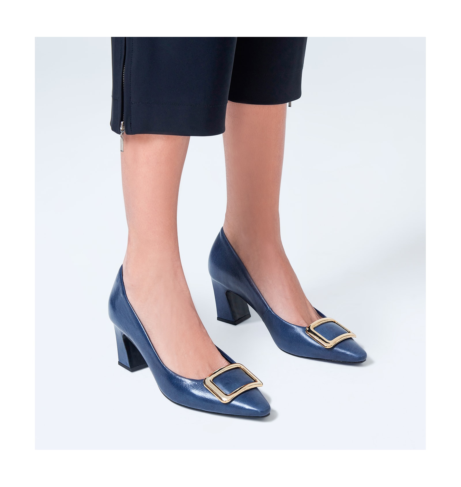 Scarpin Couro Azul