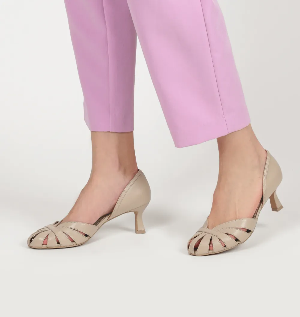 Scarpin Couro Bege - imagem 2