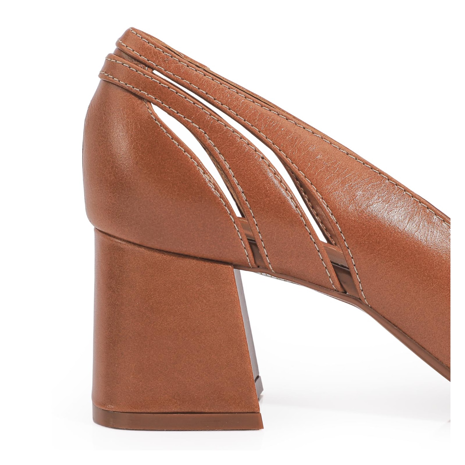 Scarpin Couro Caramelo