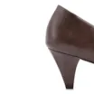 Scarpin Couro Estonado Marrom Escuro - imagem 7