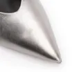 Scarpin Couro Estonado Prata - imagem 6