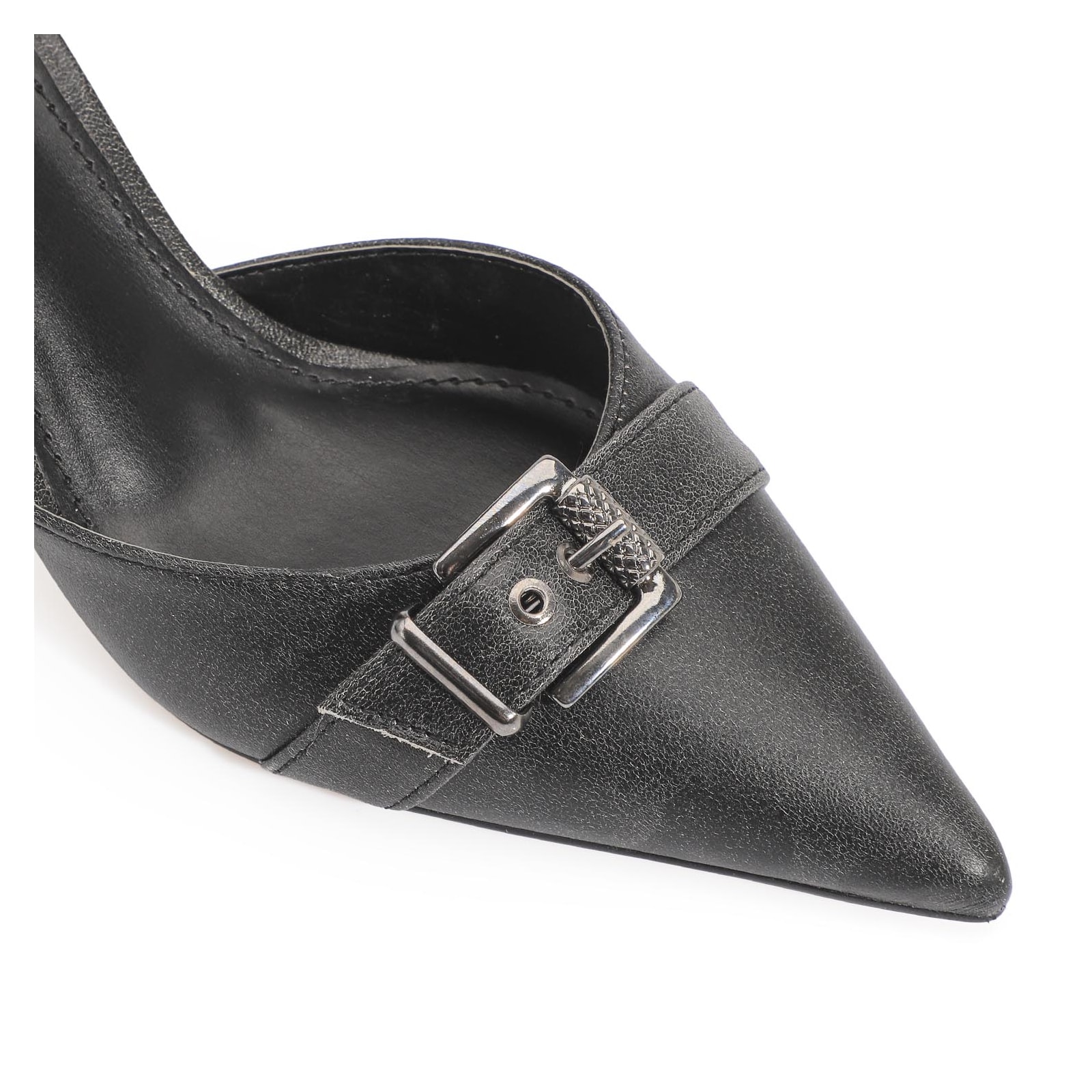 Scarpin Couro Estonado Preto