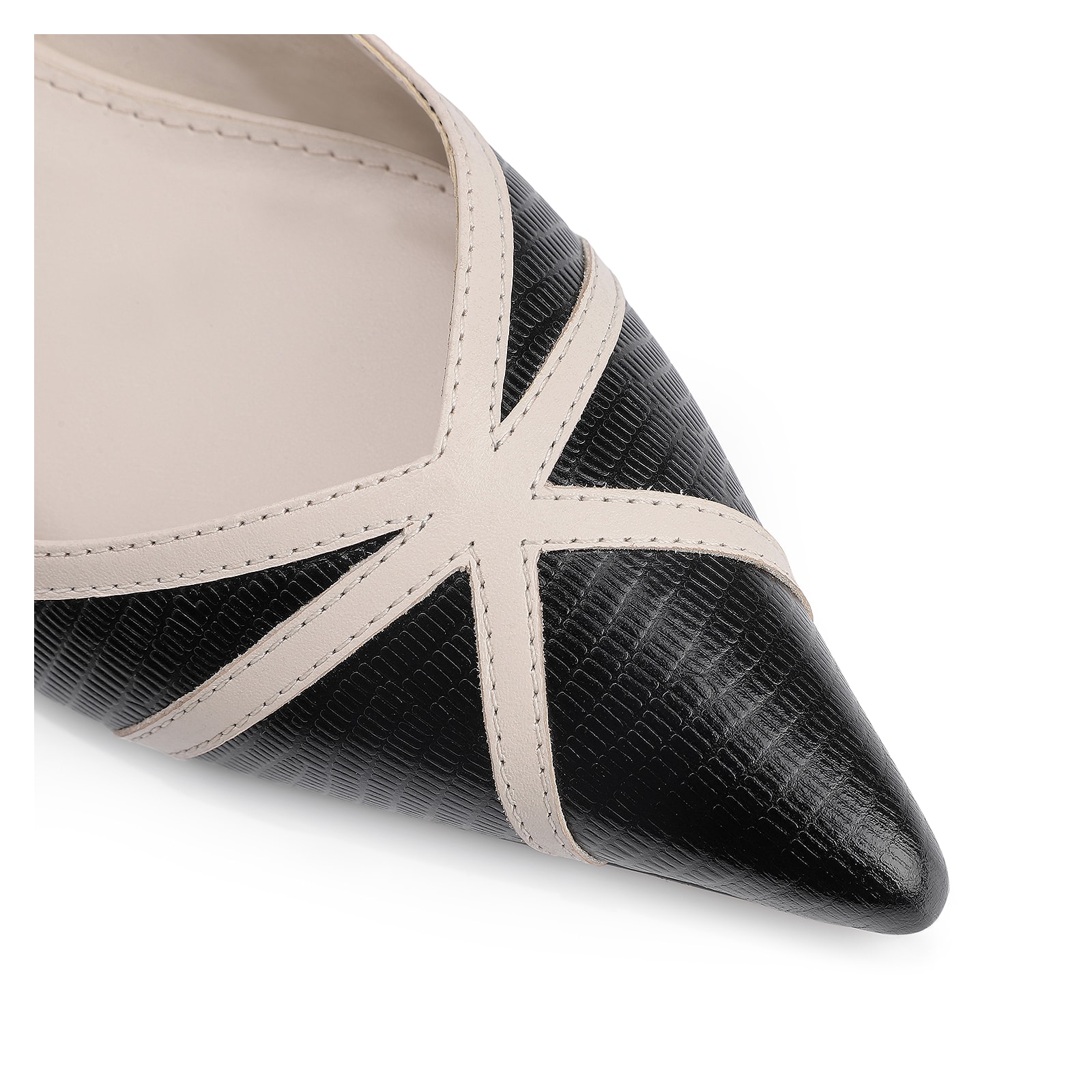 Scarpin Couro Lezard Preto/Couro Off White