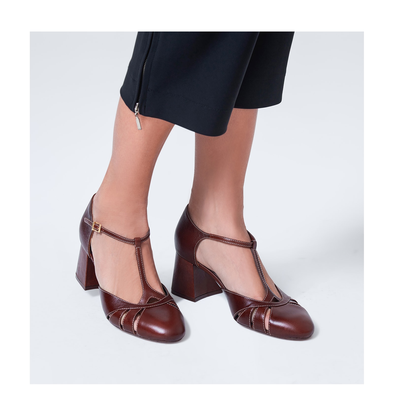 Scarpin Couro Marrom