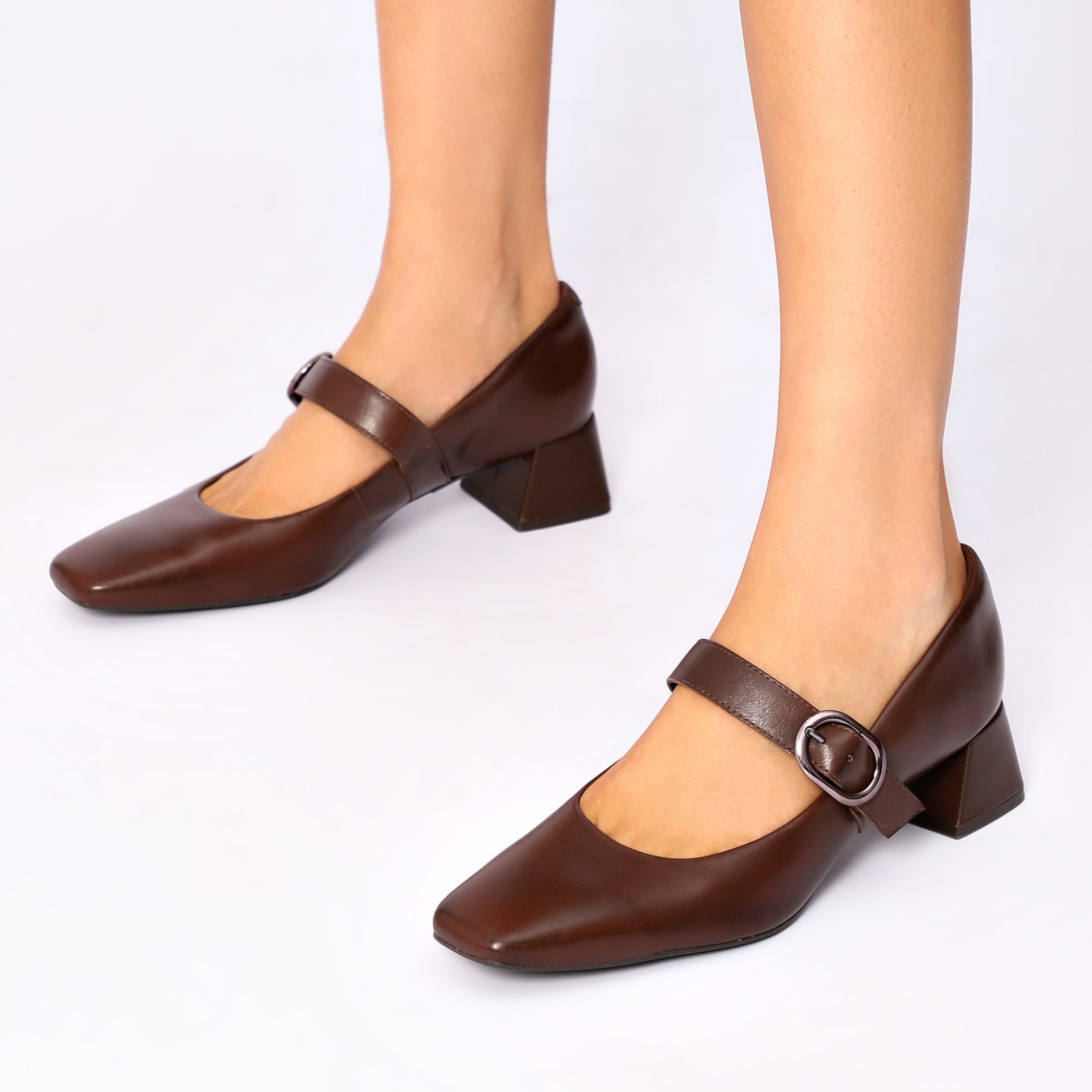 Scarpin Couro Marrom