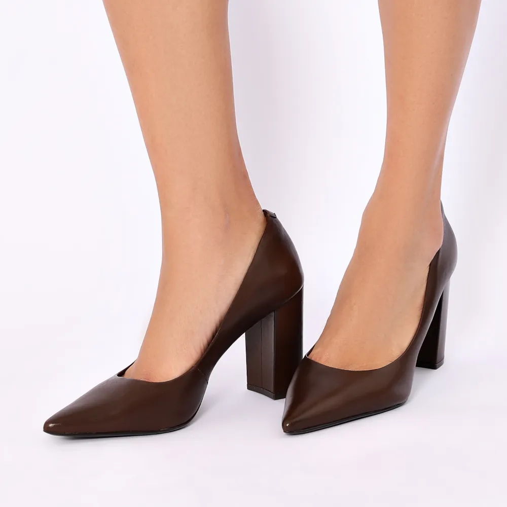 Scarpin Couro Marrom - imagem 2
