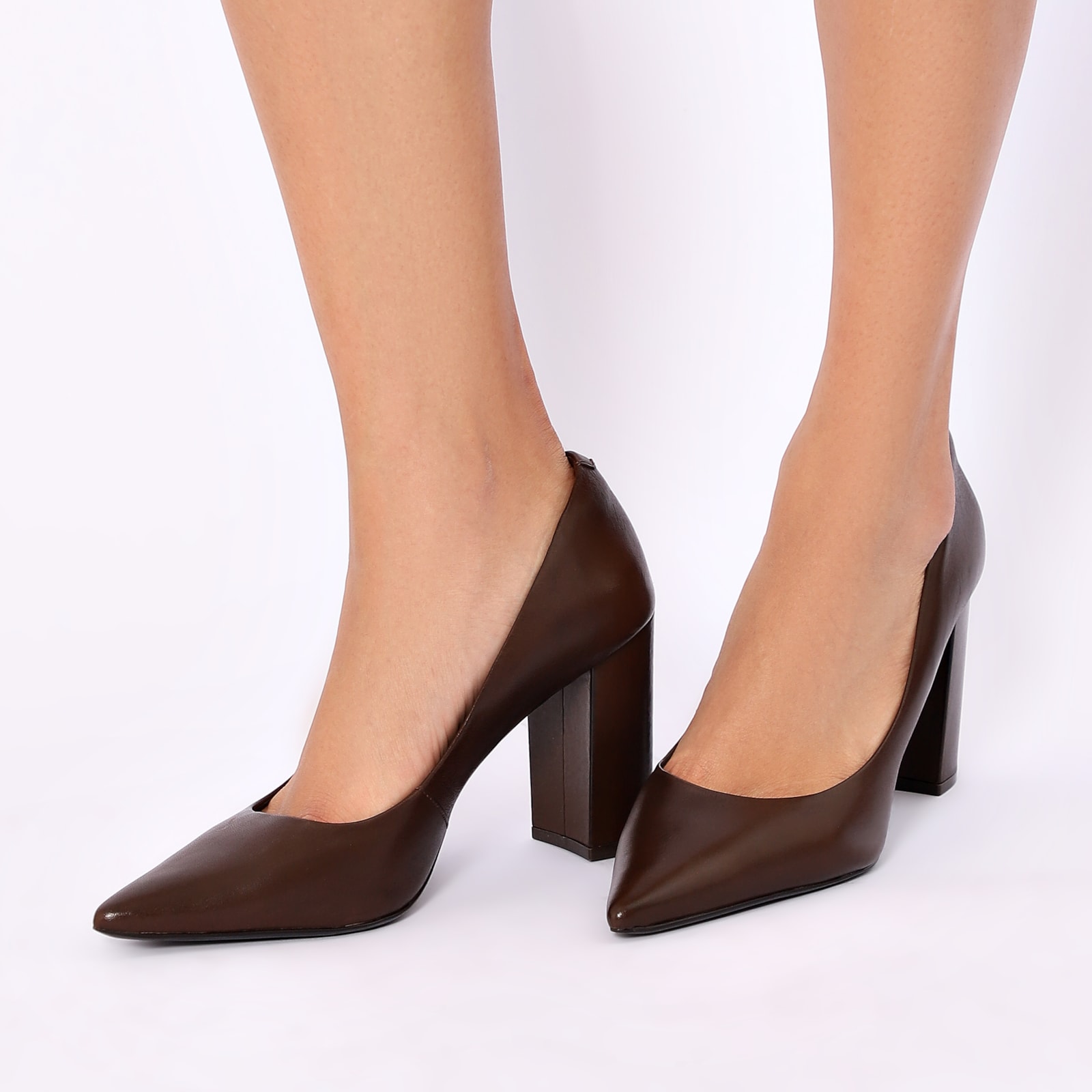 Scarpin Couro Marrom
