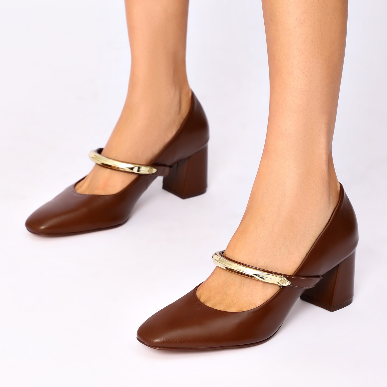 Scarpin Couro Marrom