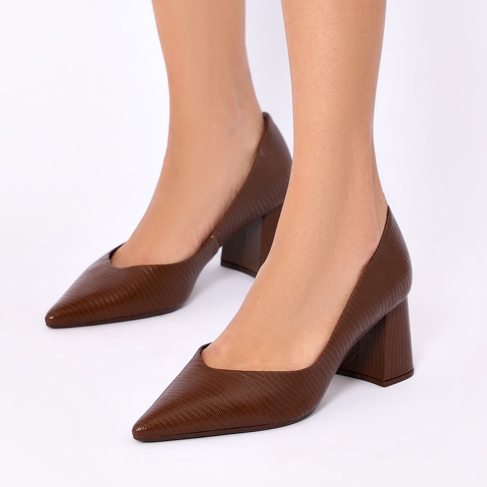 Scarpin Couro New Lezard Marrom Escuro