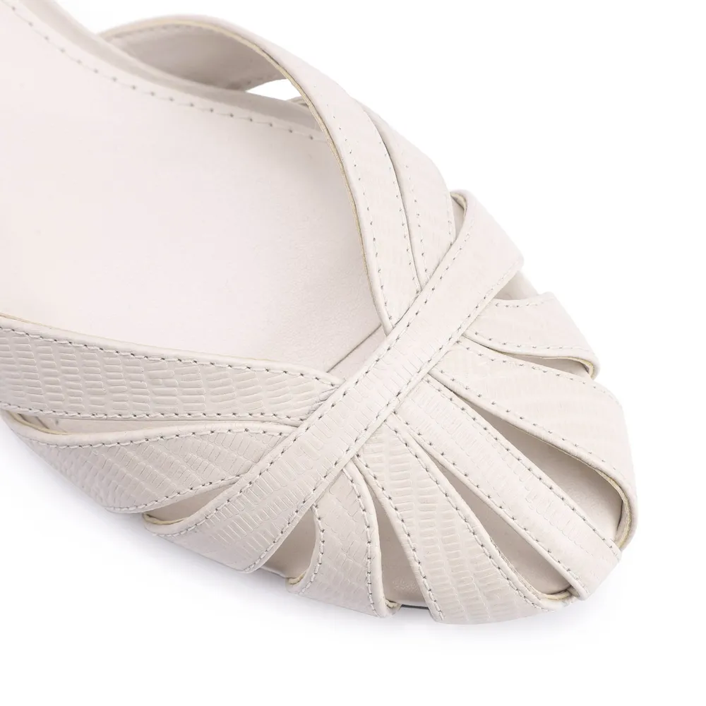 Scarpin Couro Off White - imagem 6