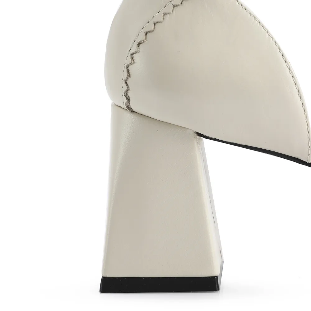 Scarpin Couro Off White - imagem 8
