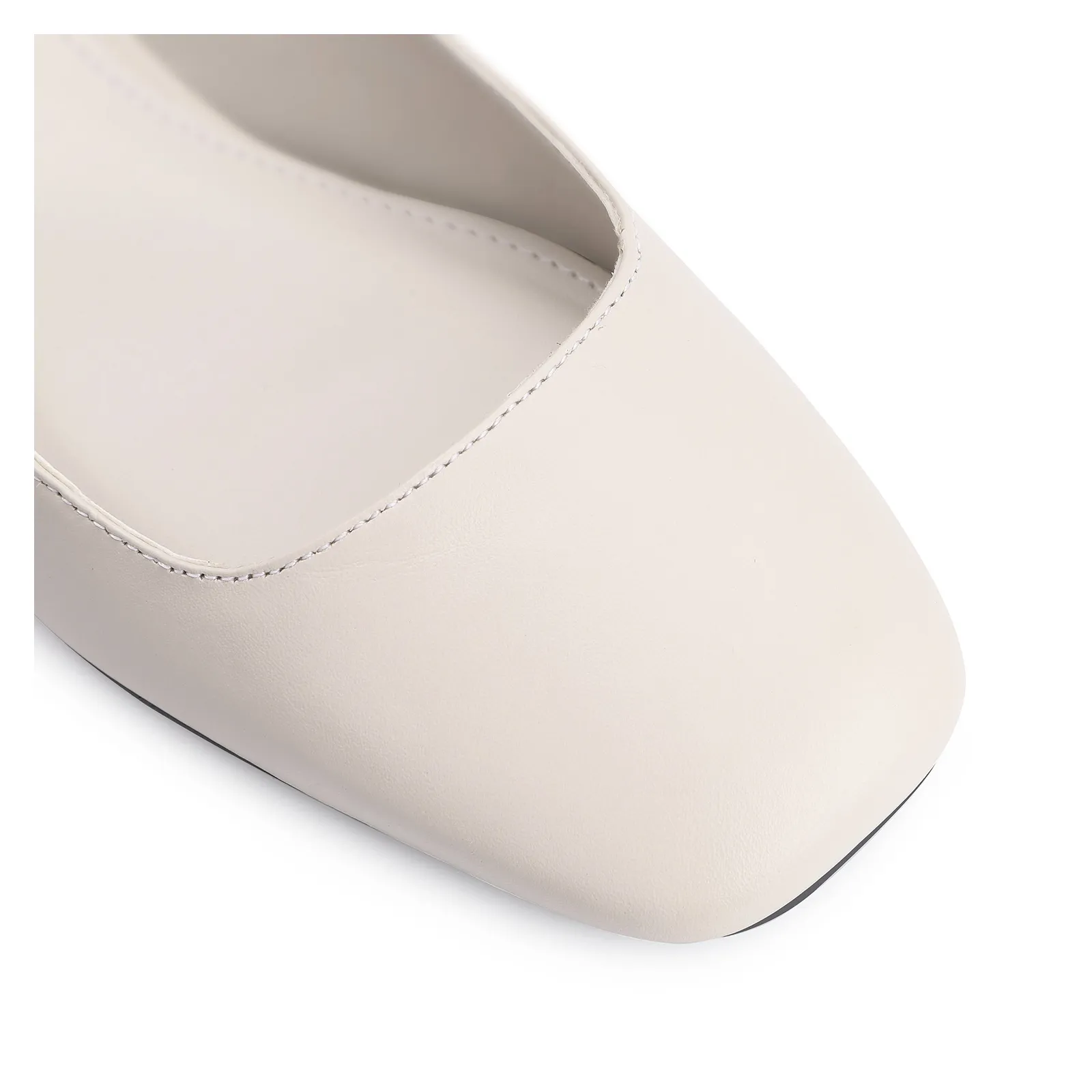 Scarpin Couro Off White