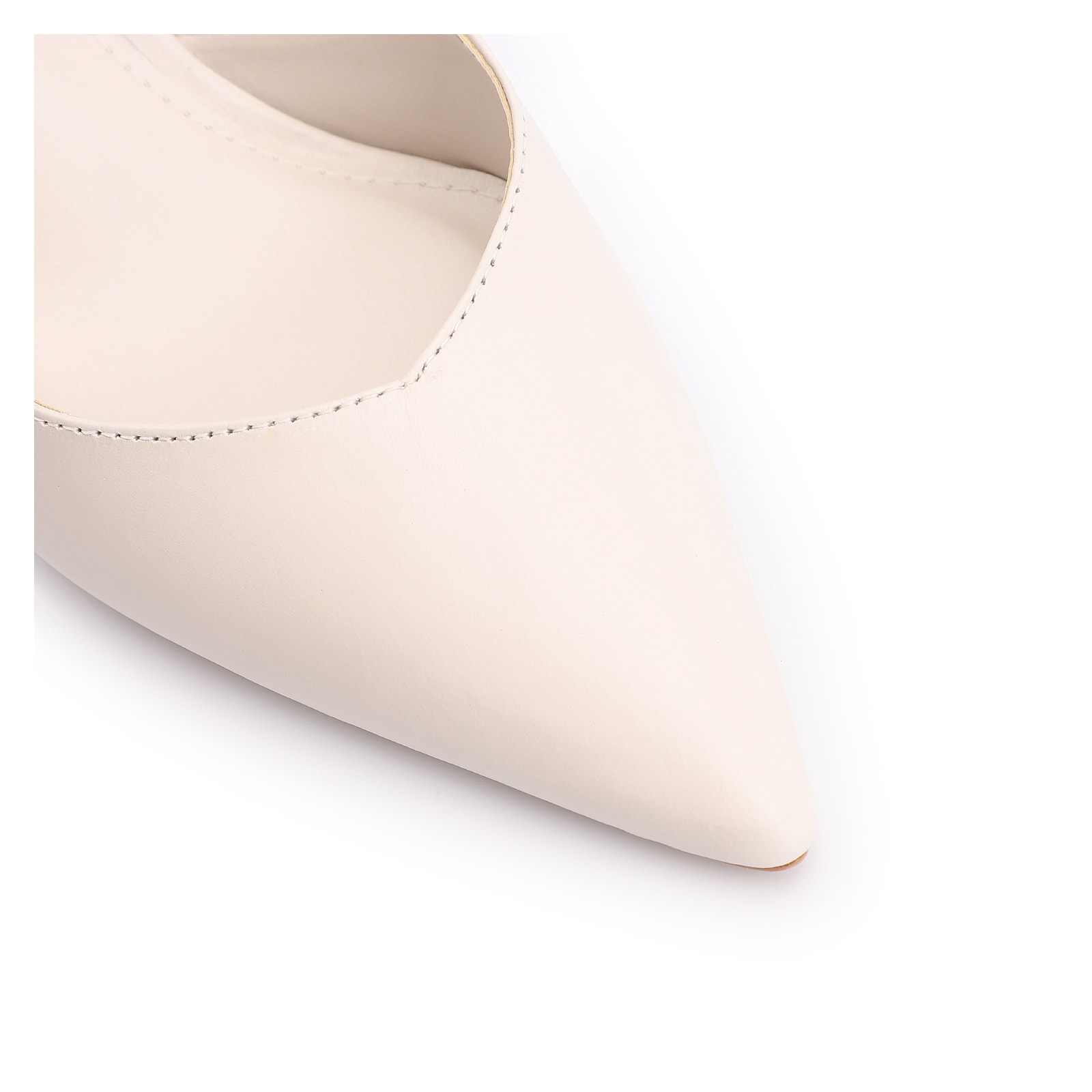 Scarpin Couro Off White
