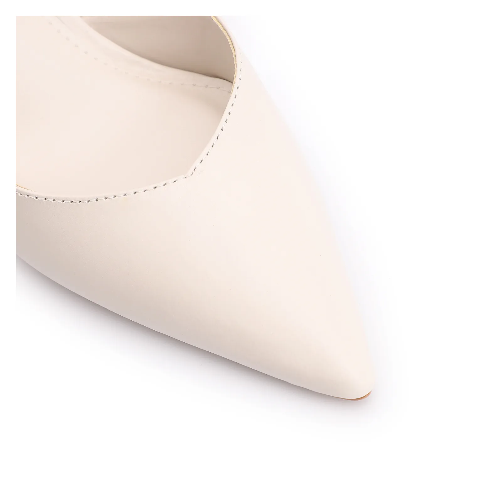 Scarpin Couro Off White