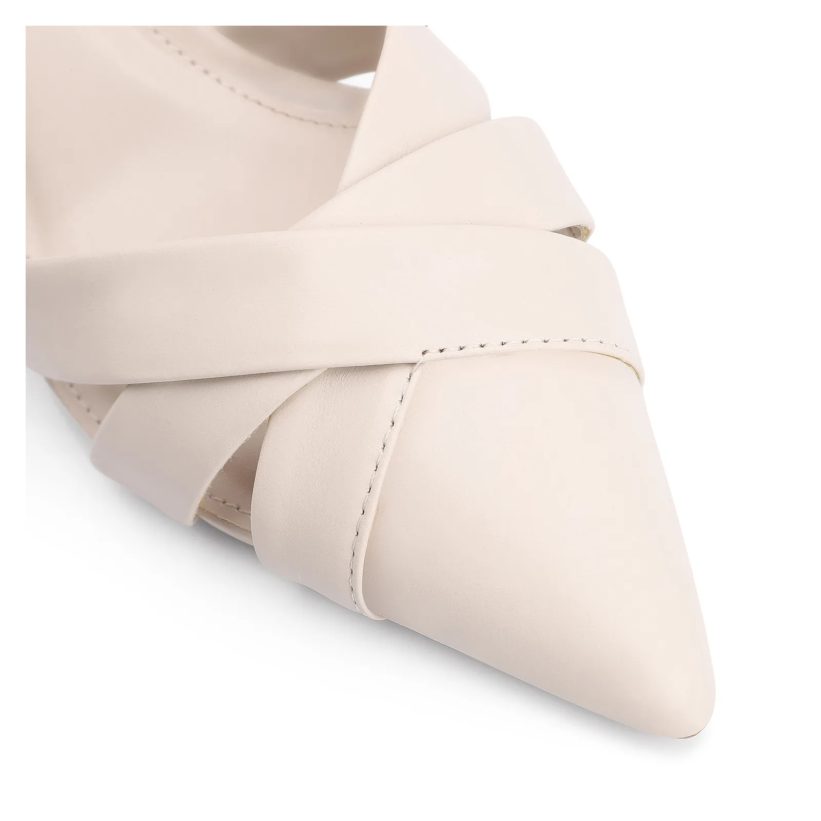Scarpin Couro Off White