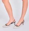 Scarpin Couro Off White/Preto - imagem 2