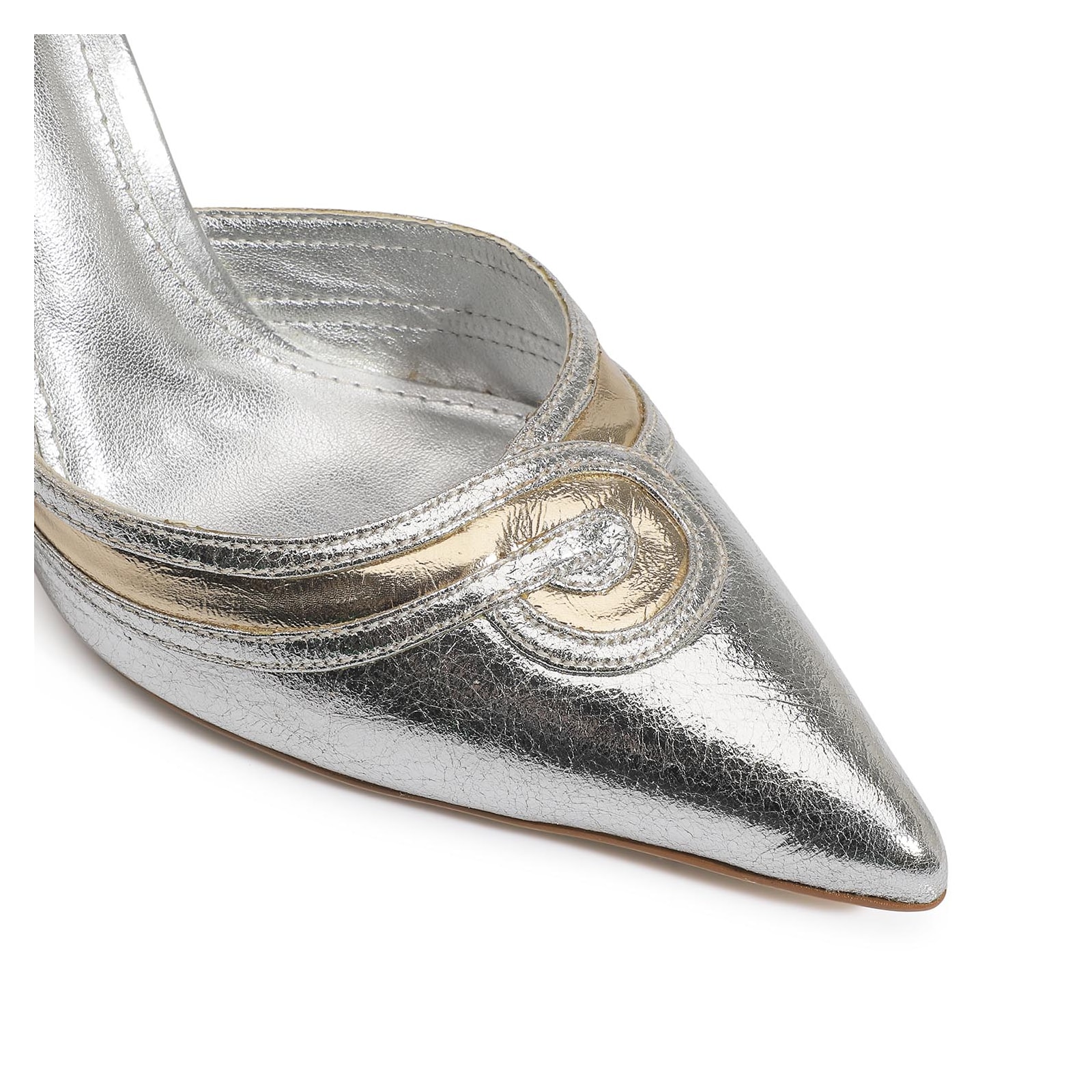 Scarpin Couro Prata