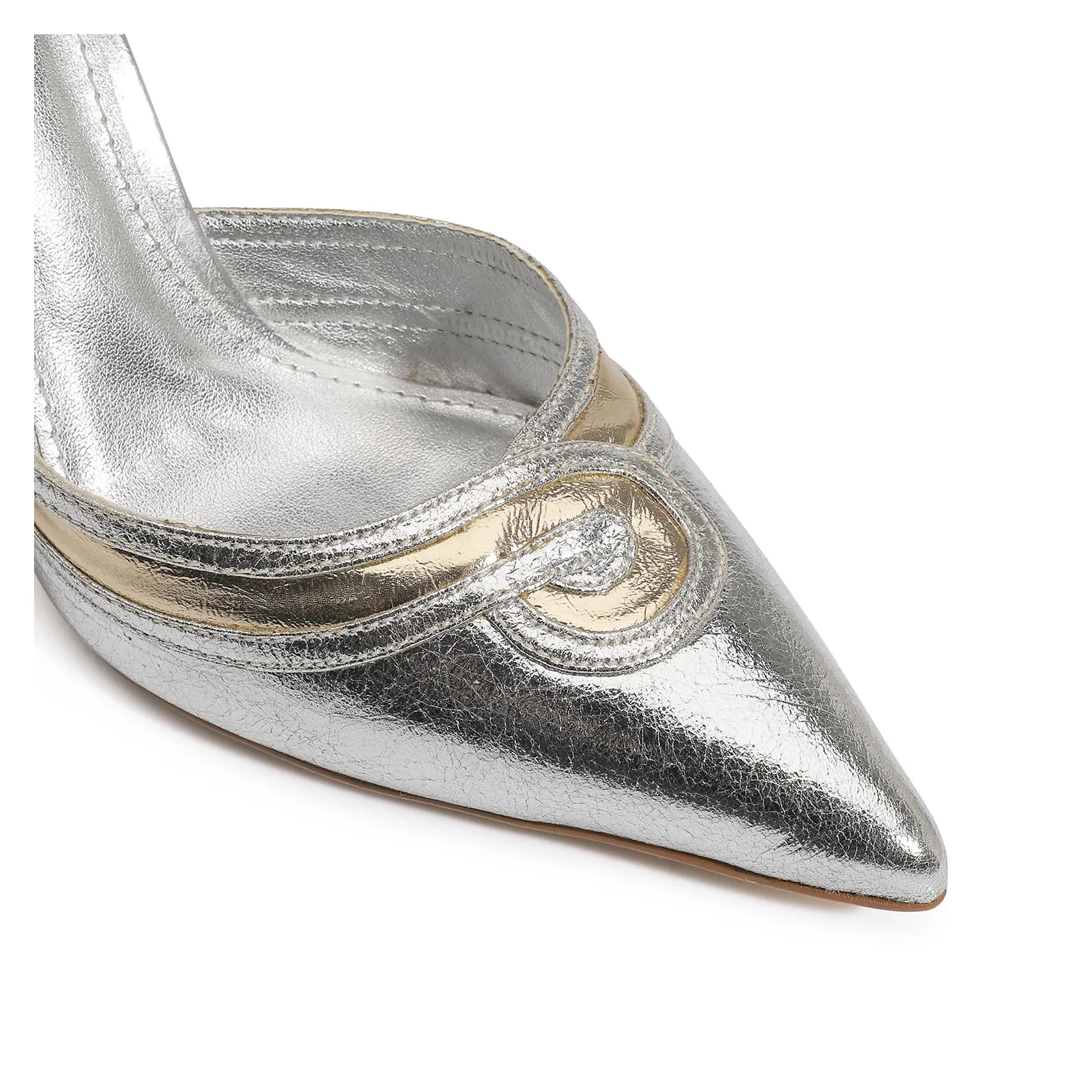 Scarpin Couro Prata